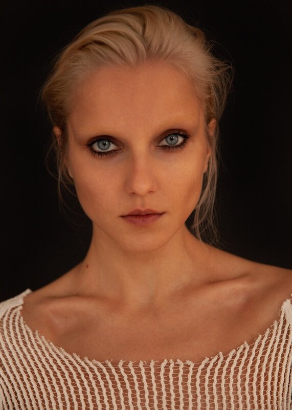 Women model, fashion photography, modeling