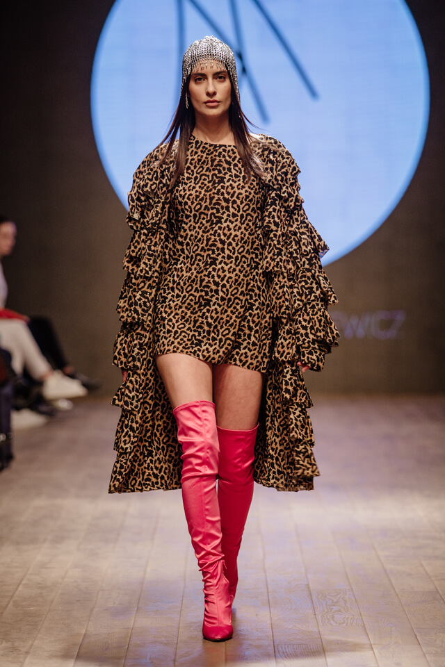 Cat walk, fasion show