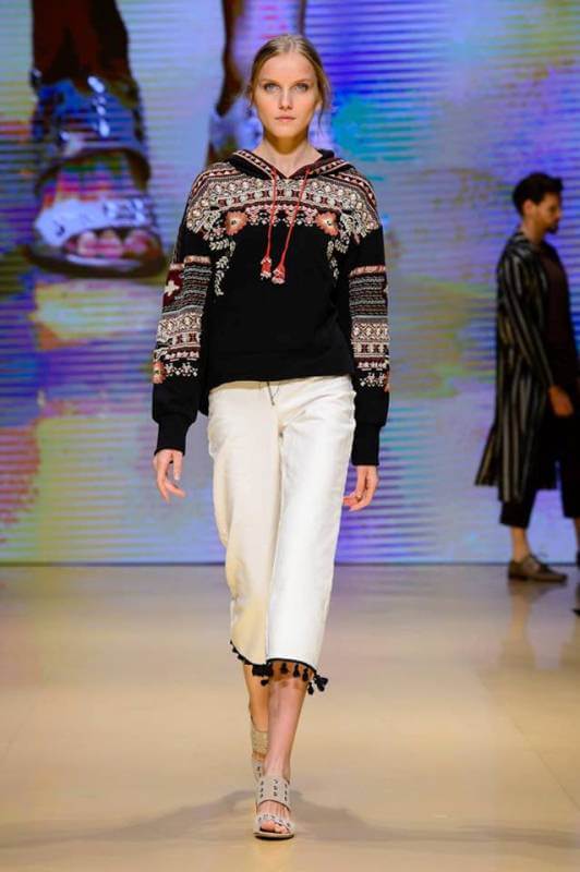 Cat walk, fasion show