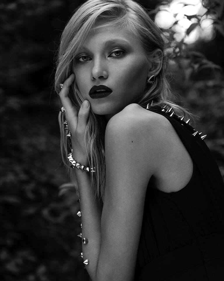 Women model, fashion photography, modeling