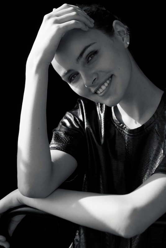 Women model, fashion photography, modeling