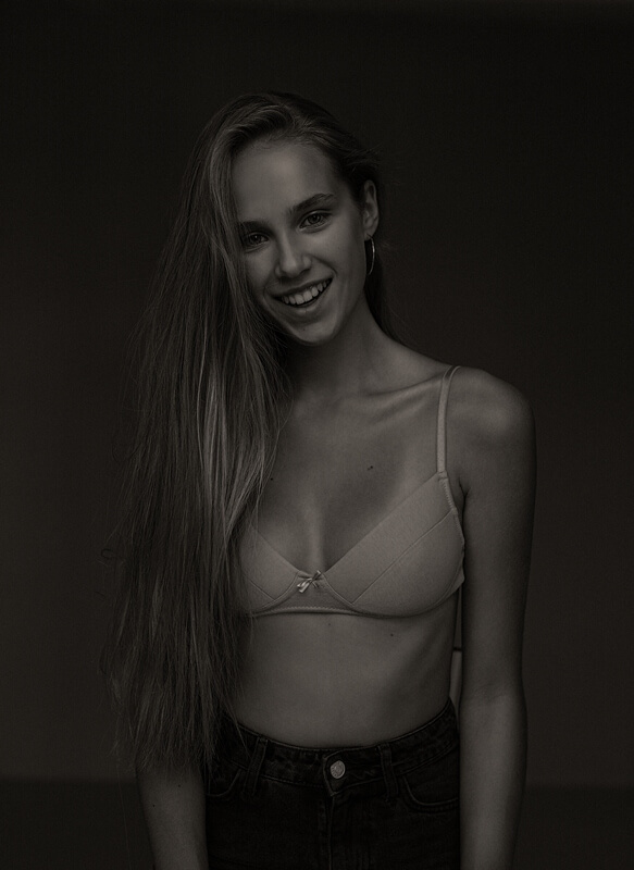 Women model, fashion photography, modeling