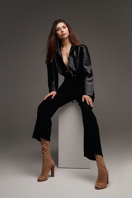 Women model, fashion photography, modeling