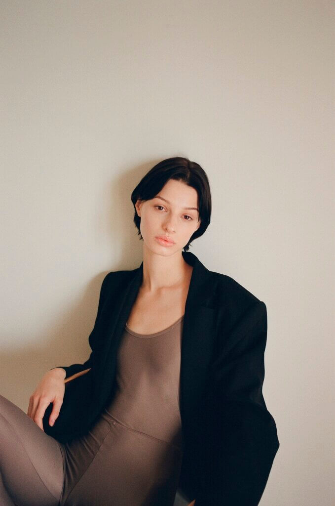 Women model, fashion photography, modeling