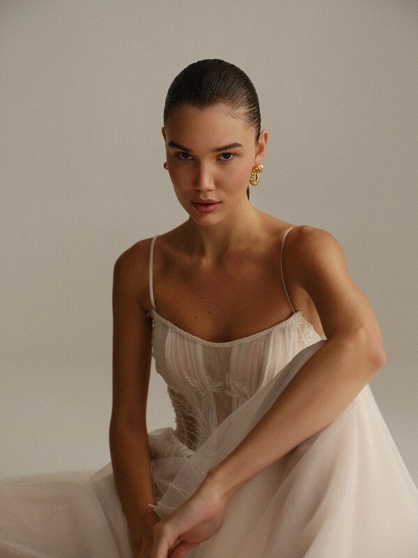 Women model, fashion photography, modeling
