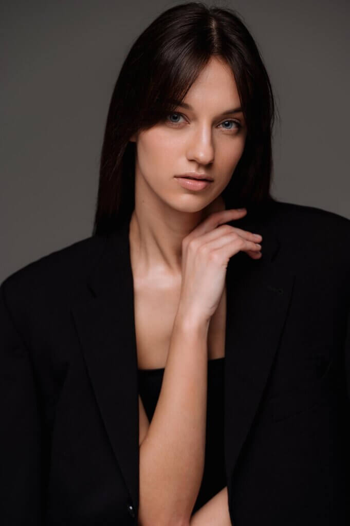 Women model, fashion photography, modeling