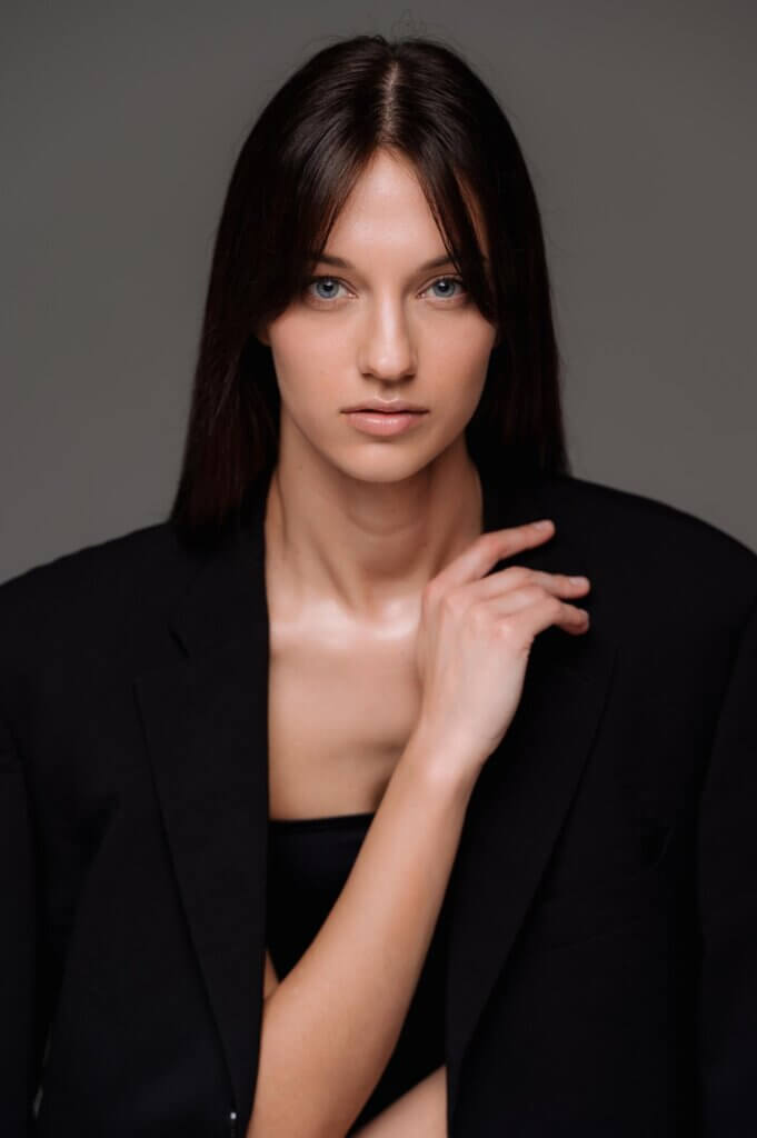 Women model, fashion photography, modeling