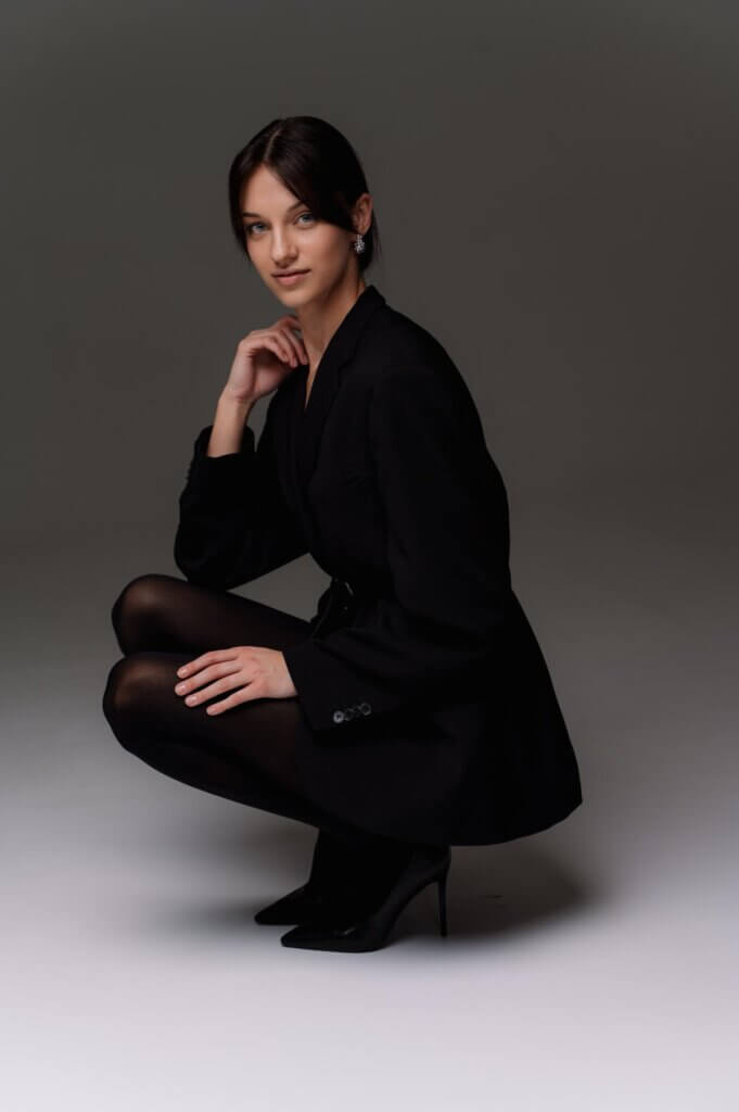 Women model, fashion photography, modeling