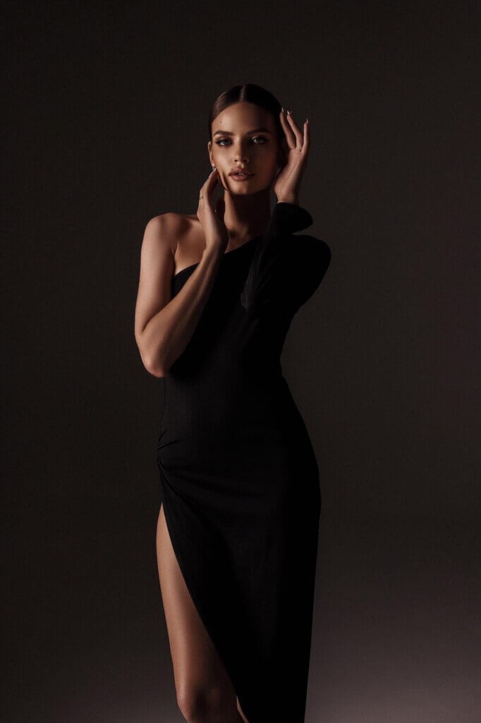 Women model, fashion photography, modeling