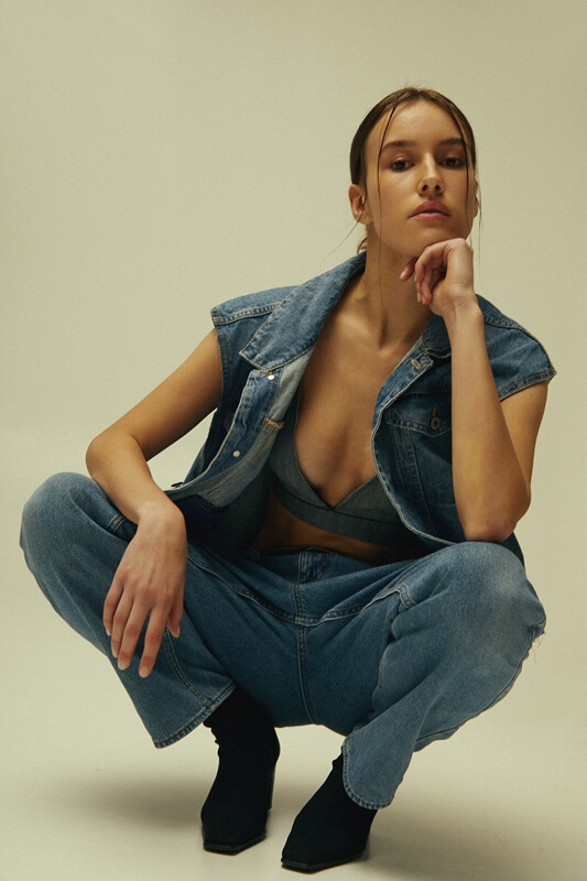 Women model, fashion photography, modeling
