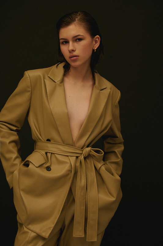 Women model, fashion photography, modeling