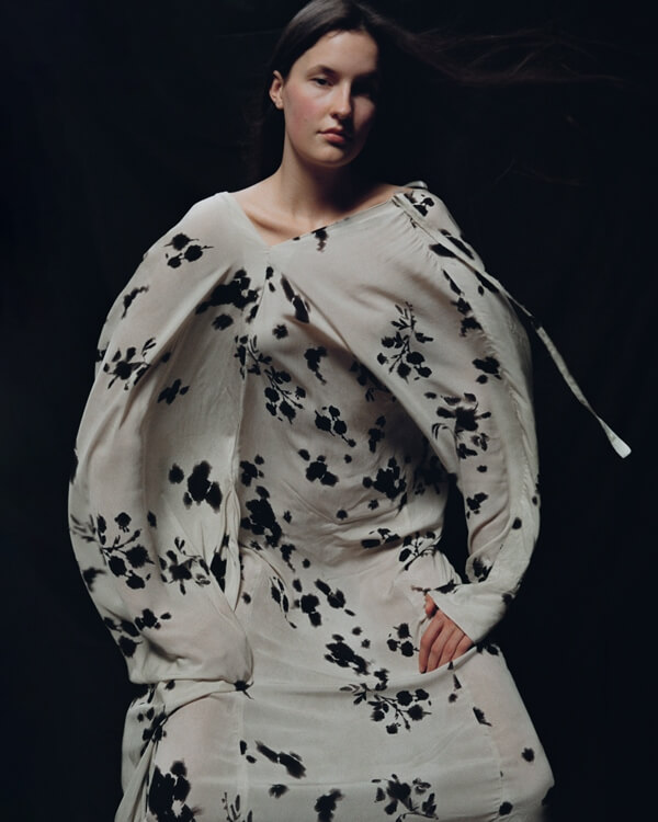Women model, fashion photography, modeling