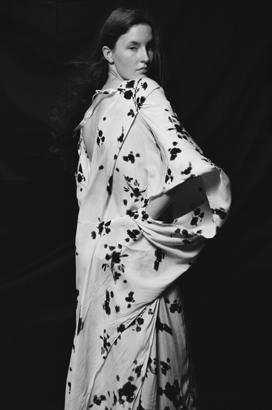 Women model, fashion photography, modeling