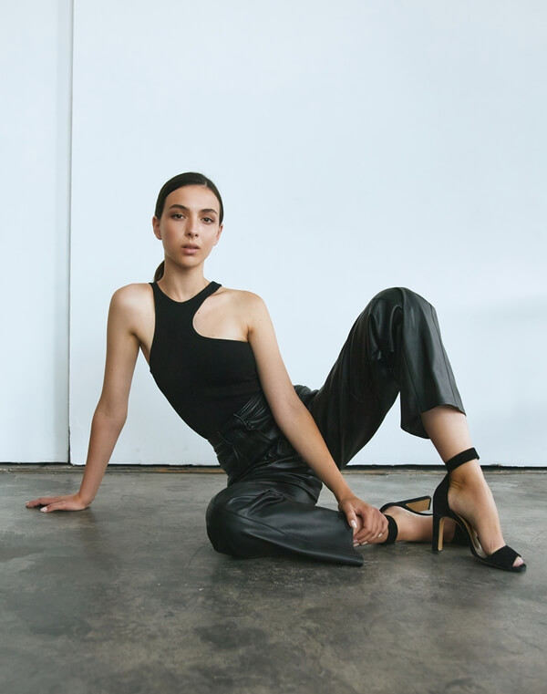 Women model, fashion photography, modeling