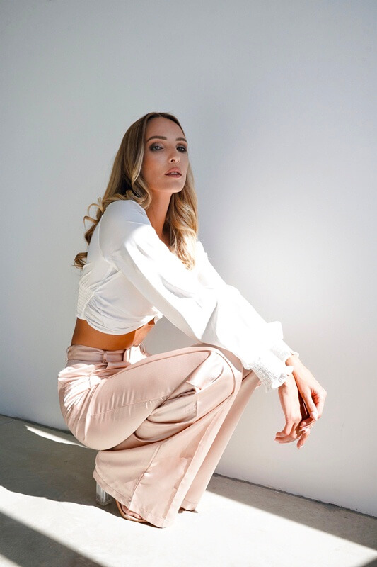 Women model, fashion photography, modeling