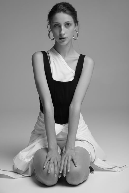 Women model, fashion photography, modeling