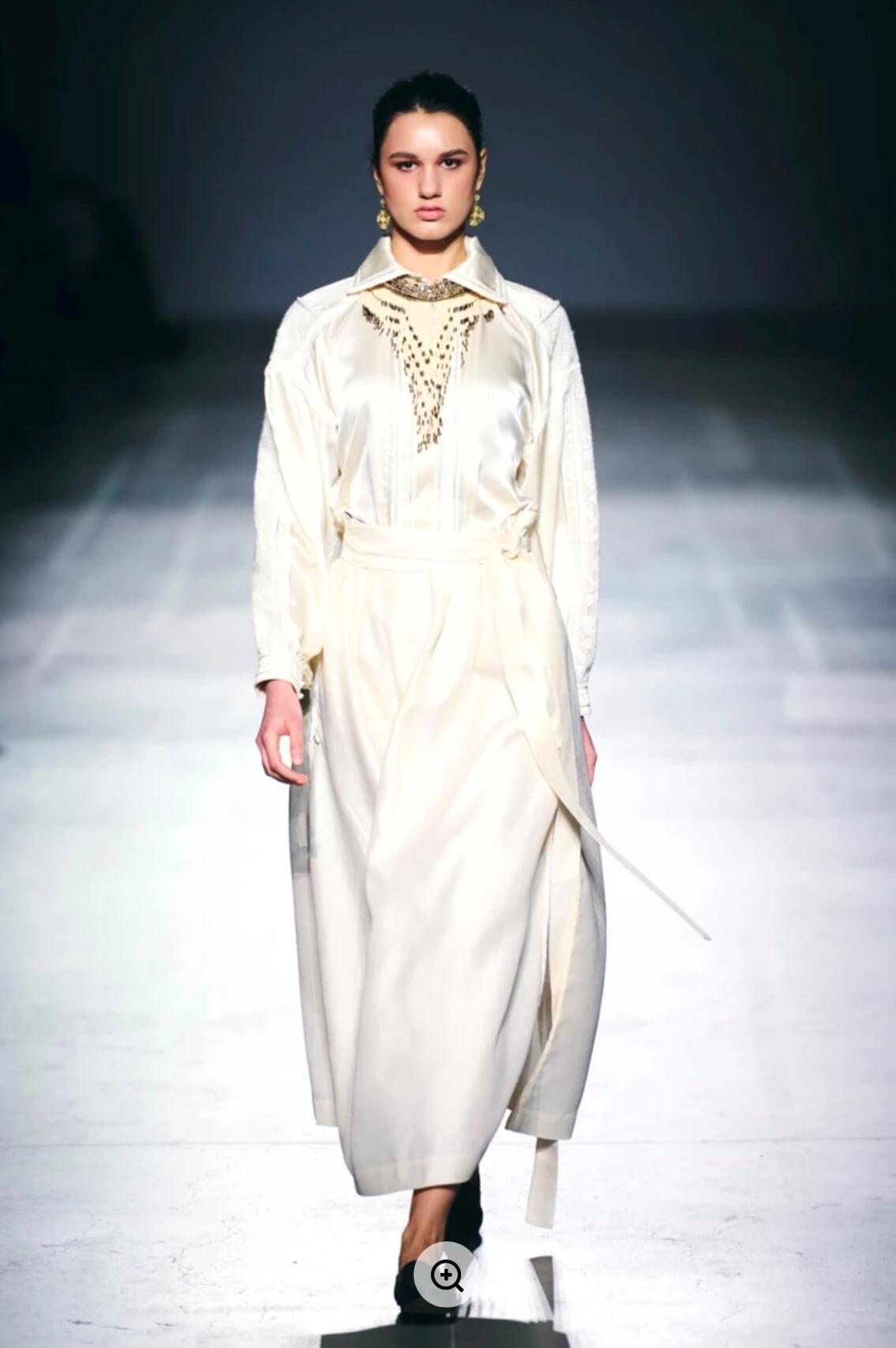Cat walk, fasion show