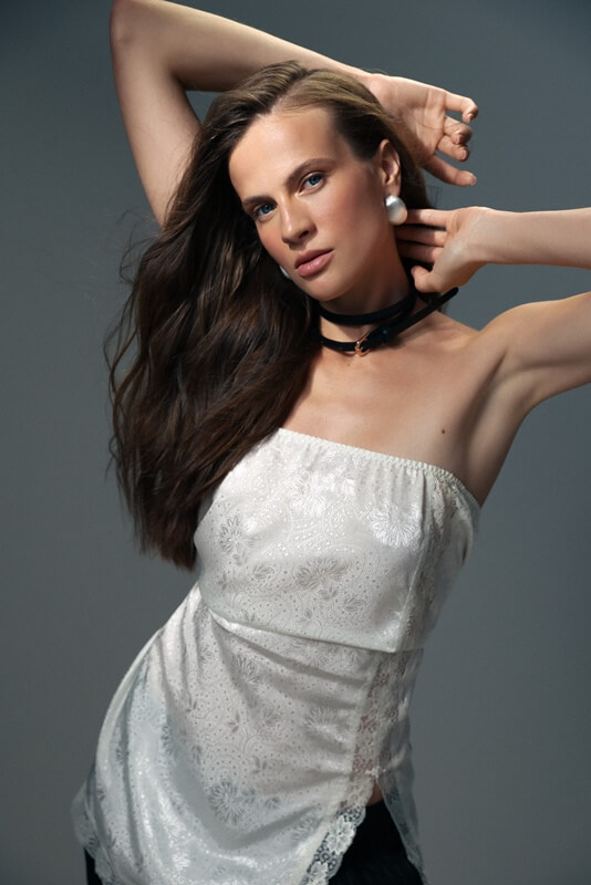 Women model, fashion photography, modeling