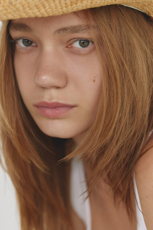 Women model, fashion photography, modeling