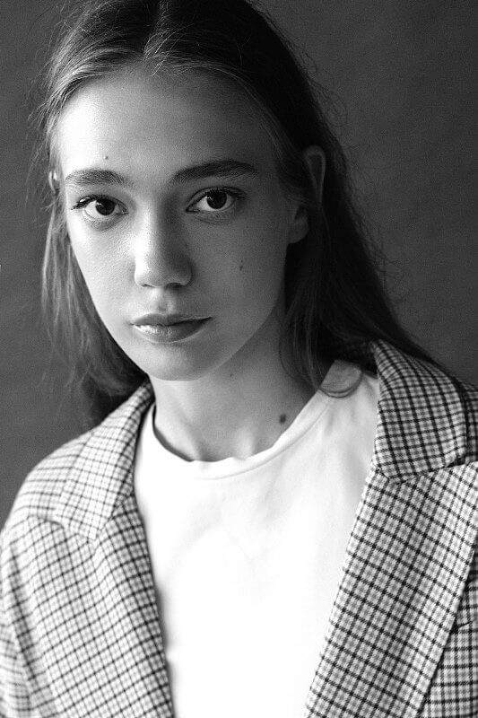 Women model, fashion photography, modeling