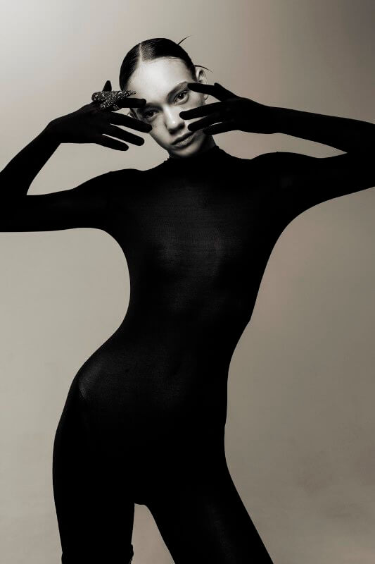 Women model, fashion photography, modeling