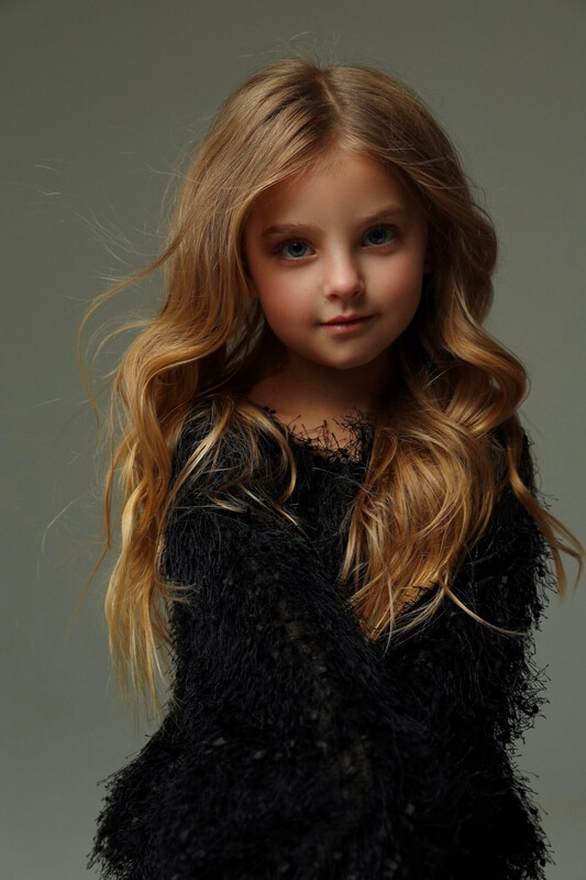 Kids model, fashion photography, modeling