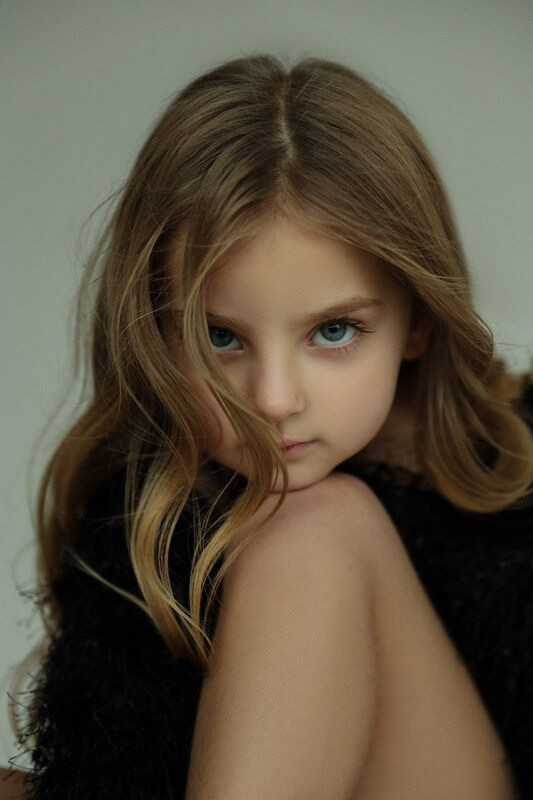 Kids model, fashion photography, modeling