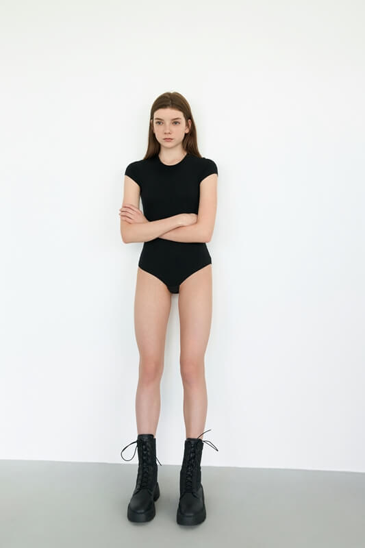 Women model, fashion photography, modeling