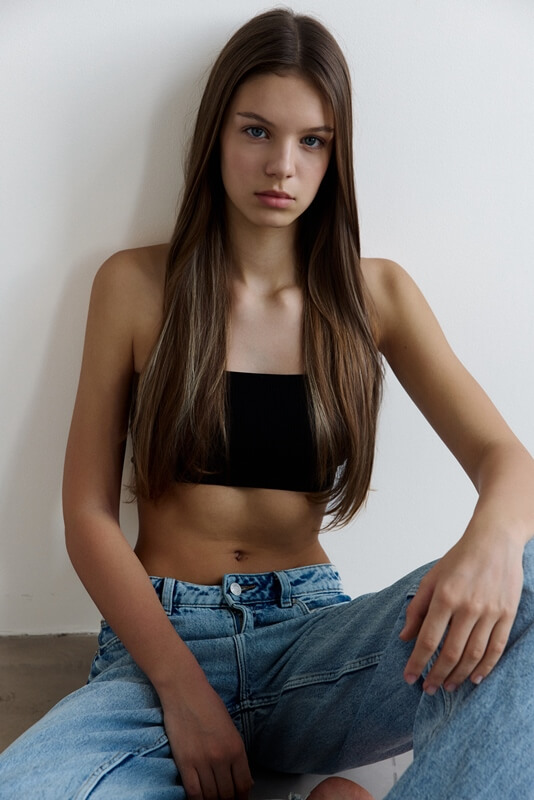 Women model, fashion photography, modeling