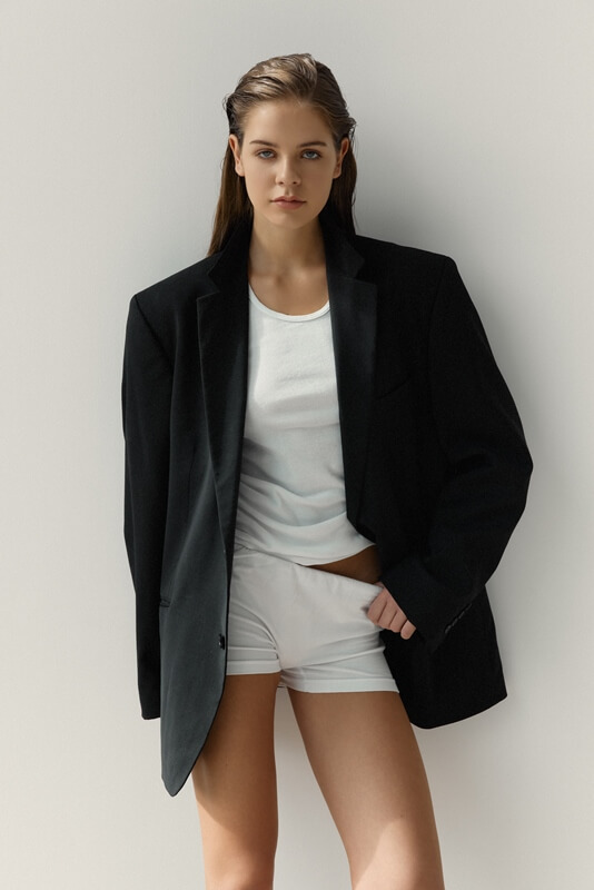 Women model, fashion photography, modeling