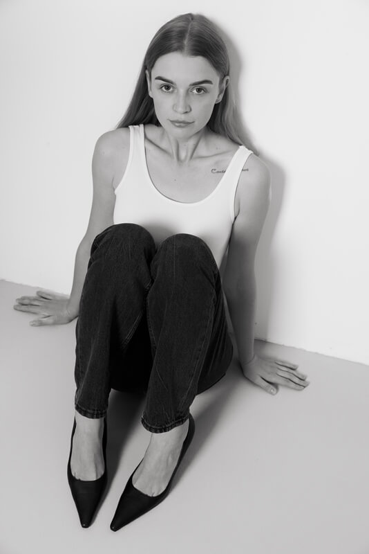Women model, fashion photography, modeling