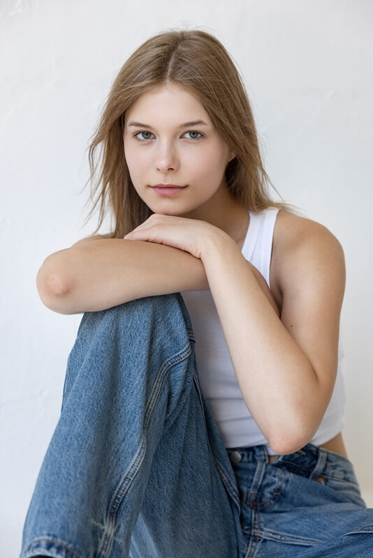 Women model, fashion photography, modeling