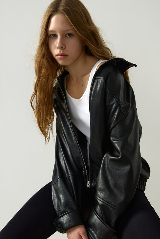 Women model, fashion photography, modeling