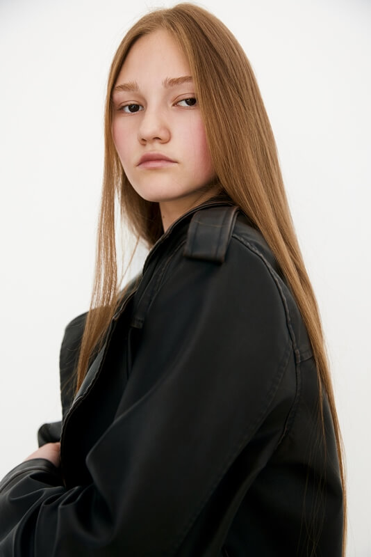 Women model, fashion photography, modeling