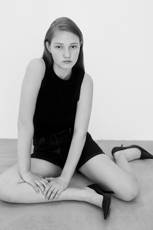 Women model, fashion photography, modeling