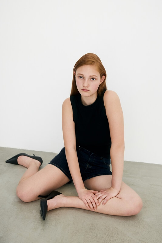 Women model, fashion photography, modeling