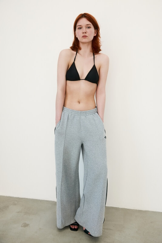 Women model, fashion photography, modeling